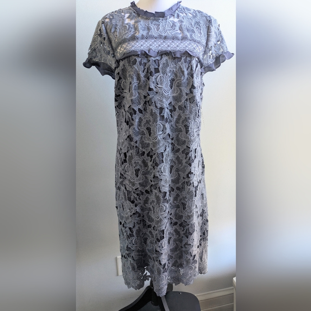 NWT....Laundry By Shelli Segal Lined Cutout Lace Midi Dress Size 10 - Picture 2 of 10